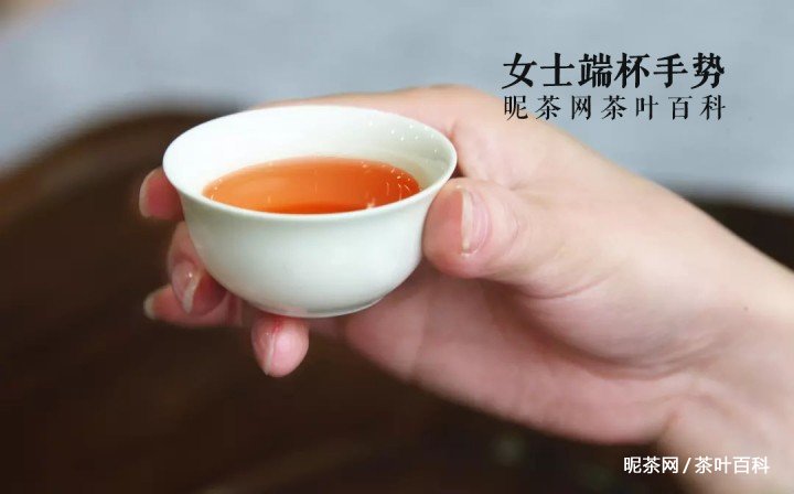 出名书画家翟登绪：艺术家更该当熟高德娱乐知中邦守旧茶艺与茶道